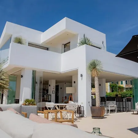 Casa Bodhi Boutique & 5* מארבלה